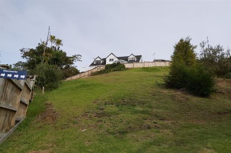 Photo of property in 32 Awaruku Road, Torbay, Auckland, 0630