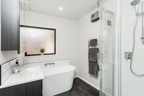 Photo of property in 154 Hagart-alexander Drive, Mosgiel, 9024