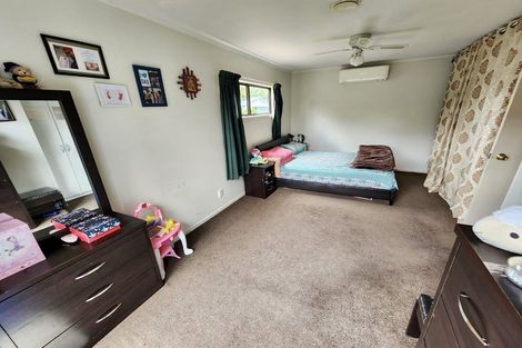Photo of property in 1/17 Rosier Road, Glen Eden, Auckland, 0602