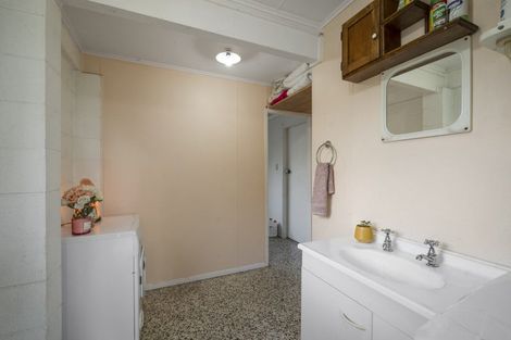 Photo of property in 24 Mckee Avenue, Fenton Park, Rotorua, 3010