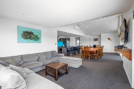 Photo of property in 14 Gould Street, Russell, 0202