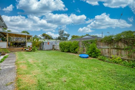 Photo of property in 62 Tudor Road, Henderson, Auckland, 0610