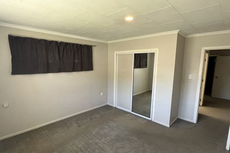 Photo of property in 2/5a Tahurangi Place, Spotswood, New Plymouth, 4310