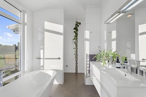 Photo of property in 35 Ridgens Road, Greendale, Christchurch, 7671