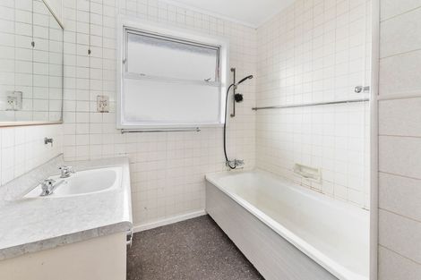 Photo of property in 368 Malfroy Road, Pomare, Rotorua, 3015