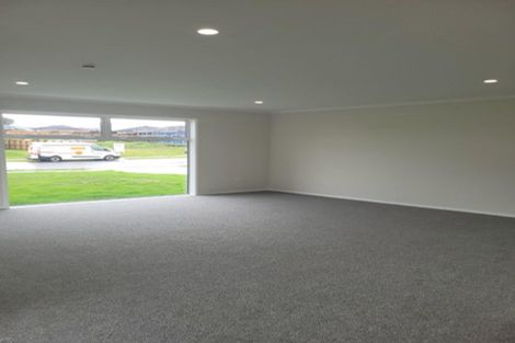 Photo of property in 21 Pukatea Crescent, Owhata, Rotorua, 3010