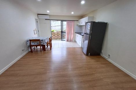 Photo of property in 12 Graham Collins Drive, Windsor Park, Auckland, 0632