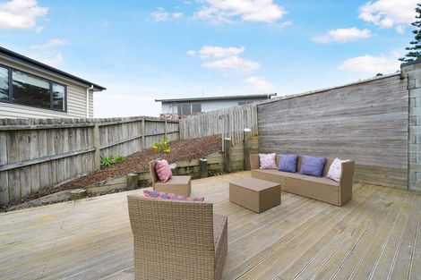 Photo of property in 55 Platinum Rise, Ranui, Auckland, 0612