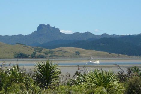 Photo of property in 112 Ti Kouka Crescent, Matarangi, Whitianga, 3592