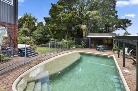 Photo of property in 11 Iorangi Place, Hillpark, Auckland, 2102