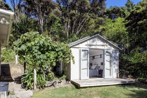 Photo of property in 54 Arran Bay, Waiheke Island, 1971