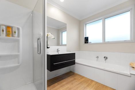 Photo of property in 18a Parkvale Road, Otumoetai, Tauranga, 3110