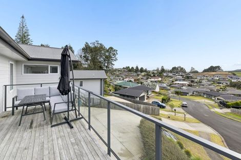 Photo of property in 16 Rimu Avenue, Huntly, 3700