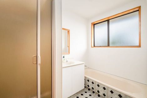 Photo of property in 2/195 Linwood Avenue, Linwood, Christchurch, 8011