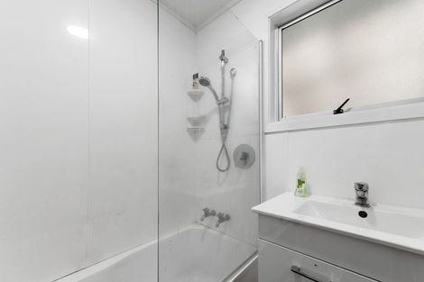 Photo of property in 12 Byron Grove, Owhata, Rotorua, 3010