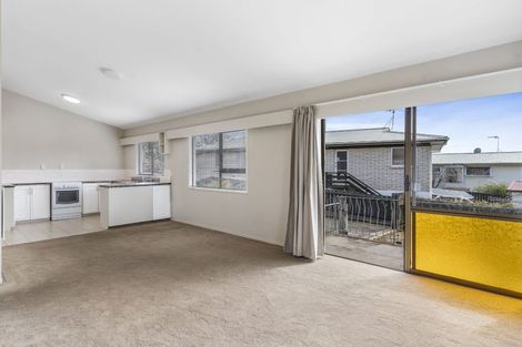 Photo of property in 116b Wellington Street, Pukekohe, 2120