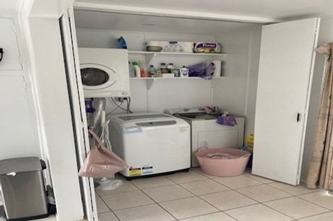 Photo of property in 5 Wakefield Terrace, Tawa, Wellington, 5028