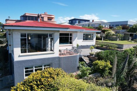 Photo of property in 72 Tees Street, South Hill, Oamaru, 9400