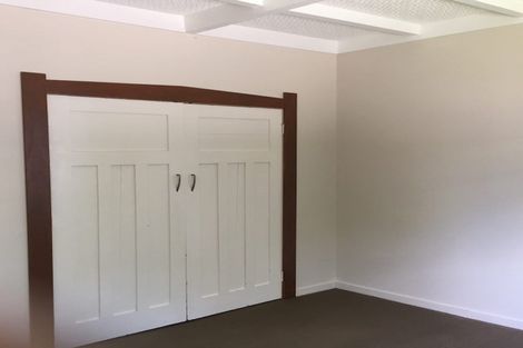 Photo of property in 35 Clayburn Road, Glen Eden, Auckland, 0602