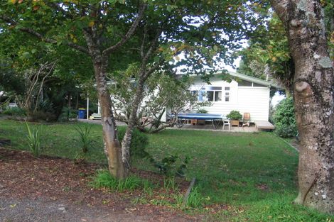 Photo of property in 47 Tane Road, Laingholm, Auckland, 0604