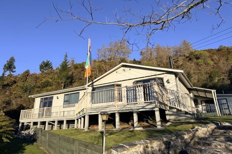 Photo of property in 9 Rosstown Road, Reefton, 7830
