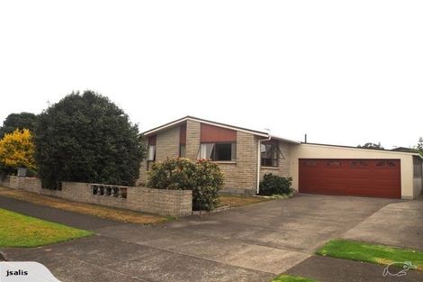 Photo of property in 8 Glamis Avenue, Bell Block, New Plymouth, 4312