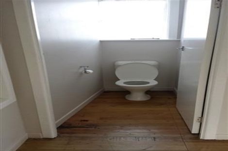 Photo of property in 10 Igloo Place, Red Hill, Papakura, 2110