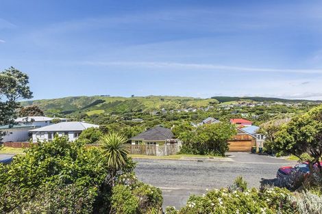 Photo of property in 12 Raroa Place, Pukerua Bay, 5026