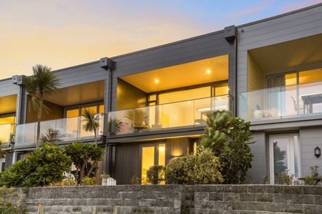 Photo of property in Marrakech Cafe, 13/305 Evans Bay Parade, Hataitai, Wellington, 6021