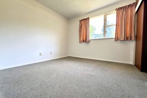 Photo of property in 1/28 Sequoia Place, Sunnynook, Auckland, 0620
