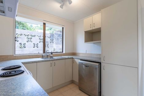 Photo of property in 2/900a Mount Eden Road, Three Kings, Auckland, 1024