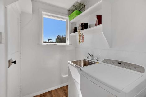 Photo of property in 6 Mahoe Place, Gonville, Whanganui, 4501