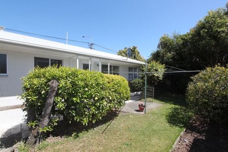 Photo of property in 63 Main Road, Redcliffs, Christchurch, 8081