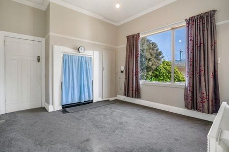 Photo of property in 24 Queen Street, Winton, 9720