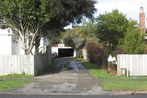 Photo of property in 2/28 South Street, Papakura, 2110