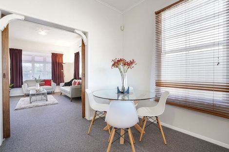 Photo of property in 375 College Street, Hokowhitu, Palmerston North, 4410