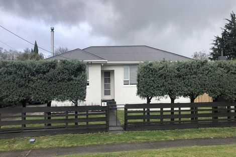 Photo of property in 8 Barrett Place, Carterton, 5713