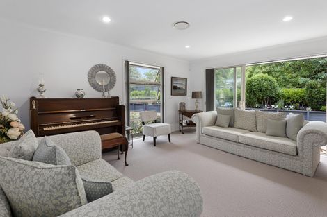 Photo of property in 160b One Tree Point Road, One Tree Point, 0118