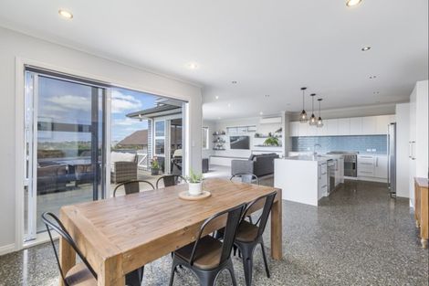 Photo of property in 4 Fig Tree Lane, Silverdale, 0932