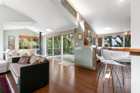 Photo of property in 18 Moana Drive, Tanners Point, Katikati, 3177