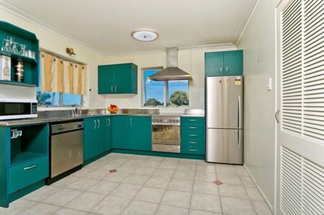 Photo of property in 4/205 Onewa Road, Birkenhead, Auckland, 0626