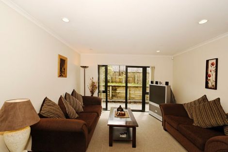 Photo of property in 11 Barnea Circle, Glen Eden, Auckland, 0602