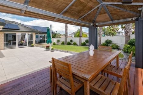 Photo of property in 2 Brailsford Court, Dannemora, Auckland, 2016