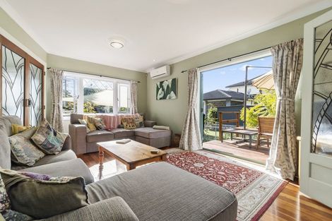 Photo of property in 1025 Beach Road, Torbay, Auckland, 0630