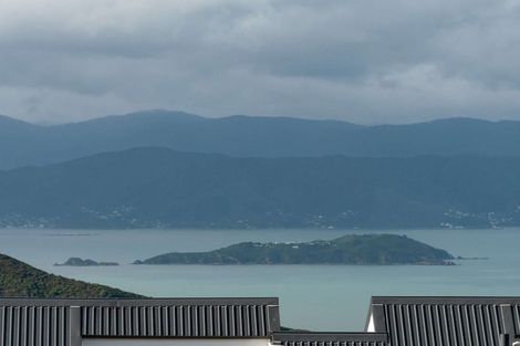 Photo of property in 15 Nagpur Terrace, Broadmeadows, Wellington, 6035