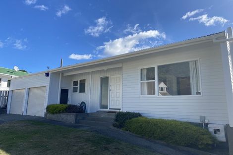 Photo of property in 8 Astor Street, Karori, Wellington, 6012