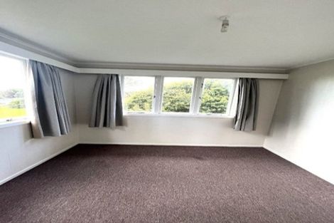 Photo of property in 60 Edmonton Road, Henderson, Auckland, 0612