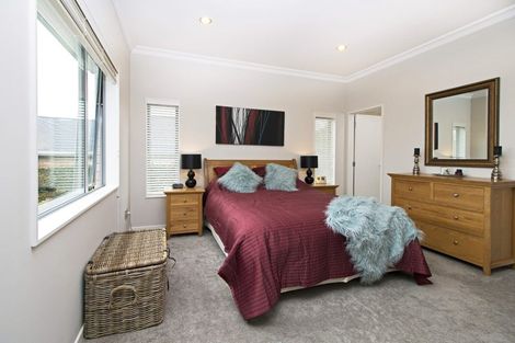 Photo of property in 48 Butler Stoney Crescent, Silverdale, 0932