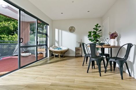 Photo of property in 19/3 The Avenue, Albany, Auckland, 0632