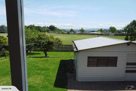 Photo of property in 28 Carlton Street, Bellevue, Tauranga, 3110